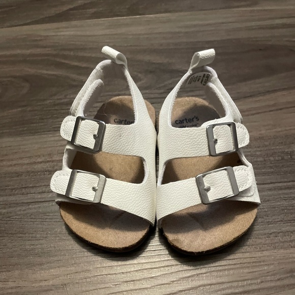 Carter's White Kids Sandals with Buckles size 0-3M - Picture 5 of 6